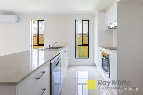 Property photo of 1/10 Langley Close Redbank Plains QLD 4301