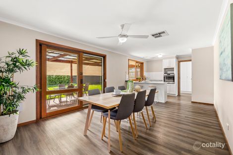 Property photo of 22 Veronica Crescent Mill Park VIC 3082