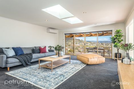 Property photo of 67 Karoola Road Lindisfarne TAS 7015