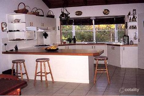 Property photo of 7 Brahan Court Camp Mountain QLD 4520