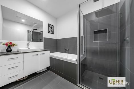 Property photo of 12 Montevideo Lane Clyde North VIC 3978