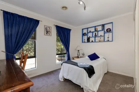 Property photo of 113 Roulston Way Wallan VIC 3756