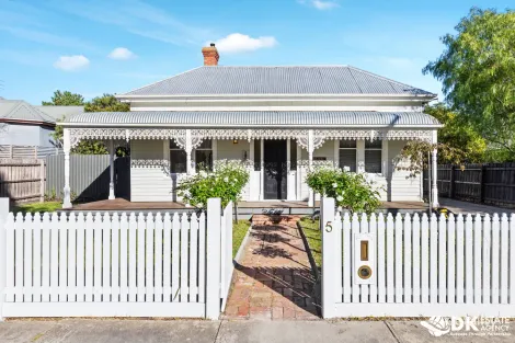 1/5 Burnewang St, Albion, VIC 3020