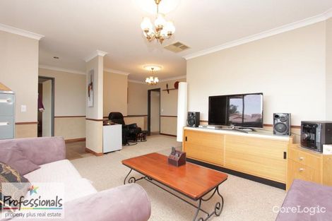 Property photo of 10 Consulate Court Thornlie WA 6108
