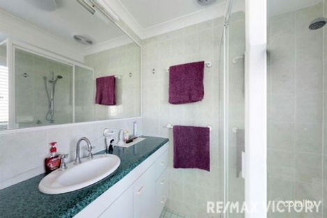 Property photo of 3 Castaway Court Banksia Beach QLD 4507