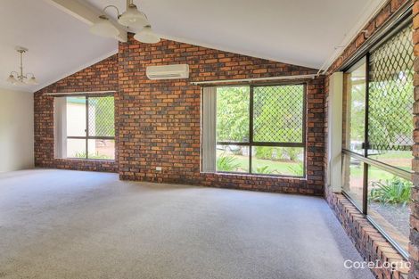 Property photo of 2 Mahonia Street Bellbowrie QLD 4070