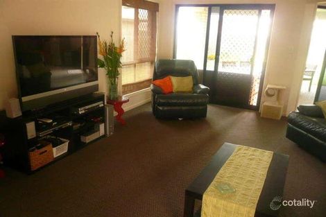 Property photo of 5 Regent Court Thabeban QLD 4670