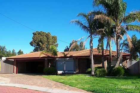 8 Lulworth Pl, Marangaroo, WA 6064