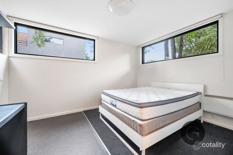 Property photo of 8/234 Warrigal Road Camberwell VIC 3124