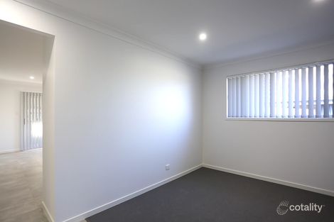 Property photo of 7 Geoffrey Miller Avenue Pimpama QLD 4209