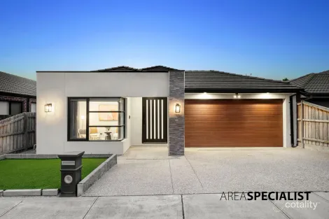 7 Ironwood Ave, Cranbourne North, VIC 3977