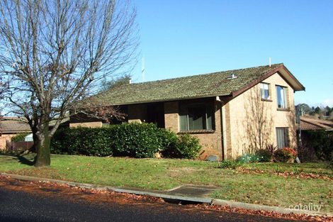 Property photo of 52 Wiare Circuit Orange NSW 2800