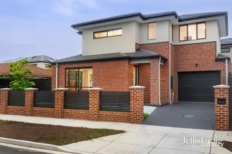 Property photo of 10 Small Road Bentleigh VIC 3204