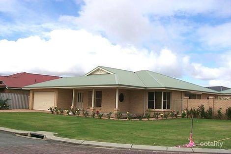 Property photo of 26 Promontory Parade Ballajura WA 6066