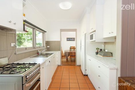 Property photo of 577 Read Place Albury NSW 2640
