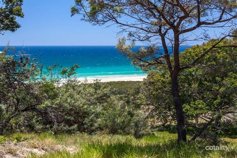 Property photo of 17 Cumming Parade Point Lookout QLD 4183