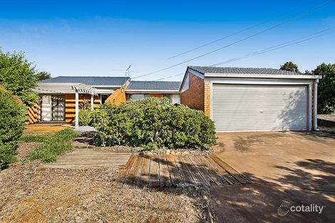 17 Claire St, Centenary Heights, QLD 4350