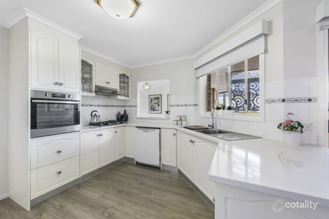 Property photo of 9 Wellington Drive Hillside VIC 3037