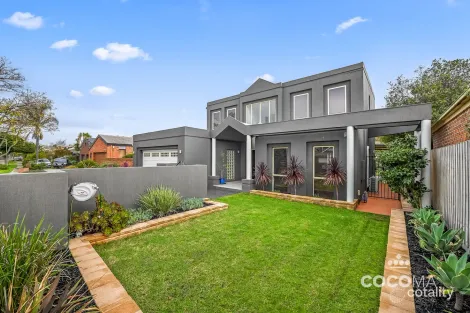 Property photo of 24 Higgins Close Dingley Village VIC 3172