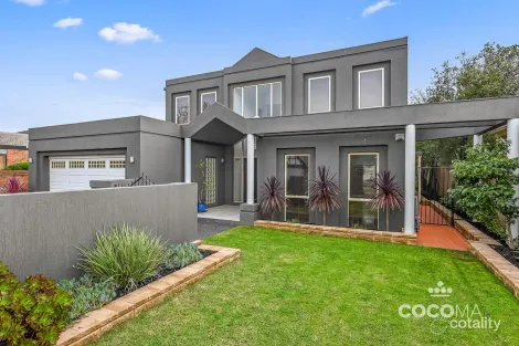 Property photo of 24 Higgins Close Dingley Village VIC 3172