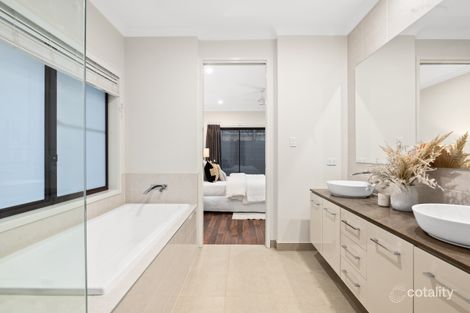 Property photo of 6 William Street Deebing Heights QLD 4306