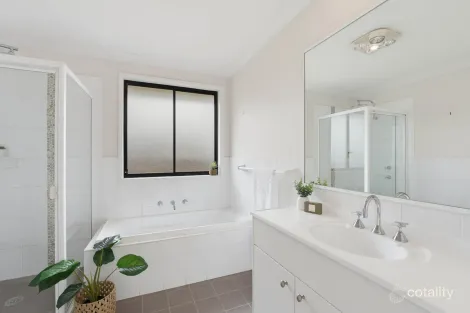 Property photo of 29 Monastery Drive Goulburn NSW 2580