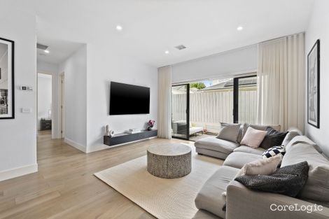Property photo of 2/36 Mackie Road Bentleigh East VIC 3165