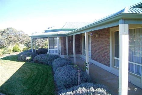 Property photo of 21 Wellow Crescent Mount Barker SA 5251