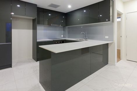 Property photo of 17/902 Logan Road Holland Park West QLD 4121