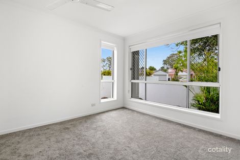Property photo of 28 Emerton Crescent Robina QLD 4226