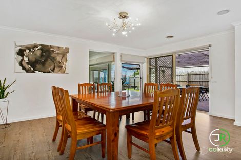 Property photo of 20 Denham Crescent Cranbourne North VIC 3977