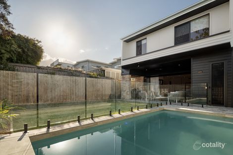 89 Morehead Ave, Norman Park, QLD 4170