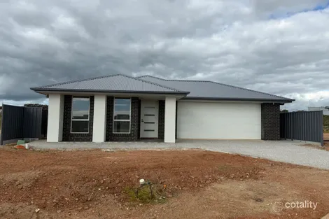 Property photo of 80 Liberator Way Wallaroo SA 5556