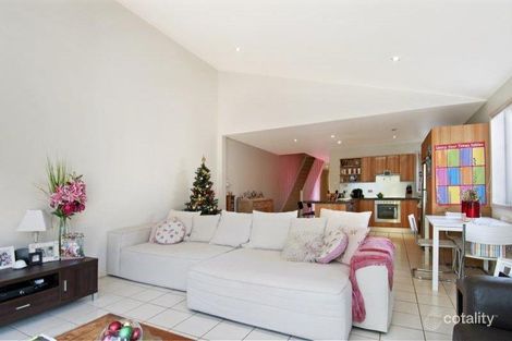 Property photo of 2/37 King Street Umina Beach NSW 2257