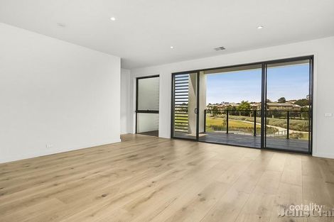 Property photo of 21 Sanctuary Way Ascot Vale VIC 3032