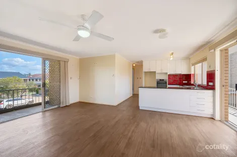 Property photo of 2/3 Yallanga Place Mooloolaba QLD 4557