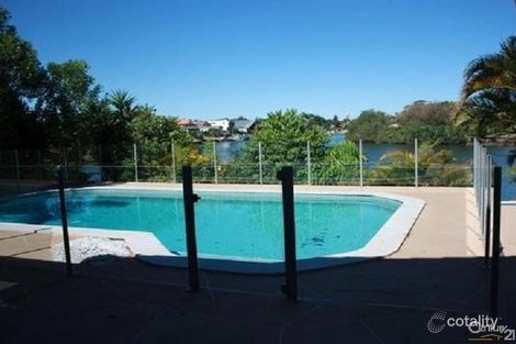 Property photo of 114 Edinburgh Road Benowa QLD 4217