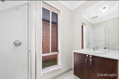 Property photo of 17 Dusky Bells Drive Cranbourne West VIC 3977