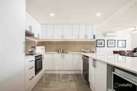 Property photo of 35/3576 Main Beach Parade Main Beach QLD 4217