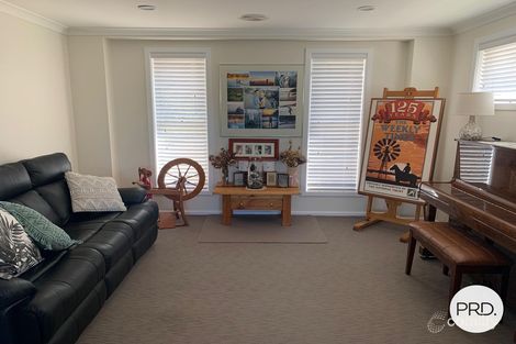 7 Wintersun Pde, Bandiana, VIC 3691