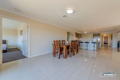 Property photo of 69 Walker Drive Drouin VIC 3818