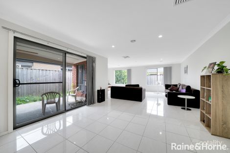 Property photo of 31 Coco Circuit Point Cook VIC 3030
