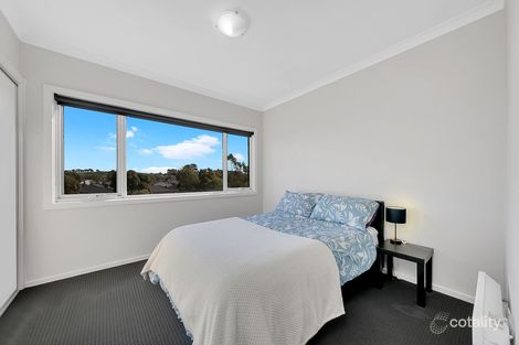 Property photo of 27 Chanticleer Drive Mernda VIC 3754
