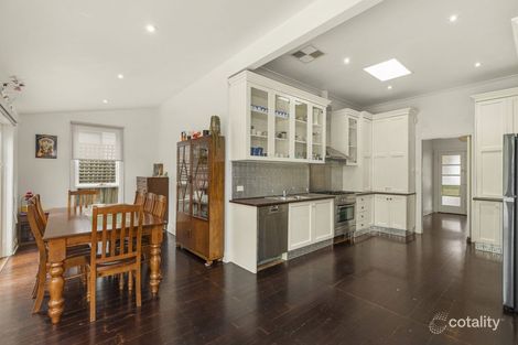 Property photo of 31 Molden Street Bentleigh East VIC 3165