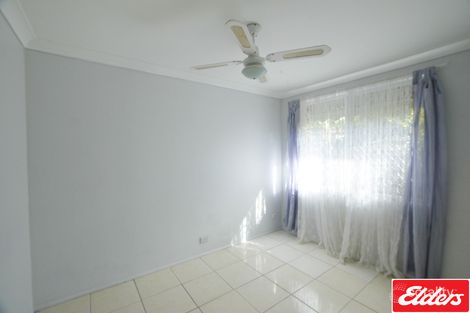 Property photo of 26 Carbasse Crescent St Helens Park NSW 2560