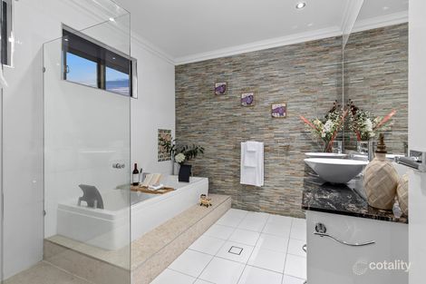Property photo of 12 Laguna Place Bridgeman Downs QLD 4035