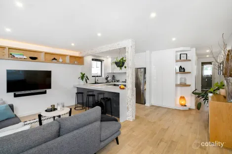 9/2 Selwyn Ave, Elwood, VIC 3184