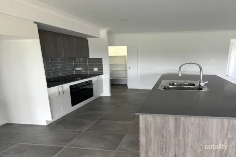 Property photo of 17 Crebra Court Warwick QLD 4370