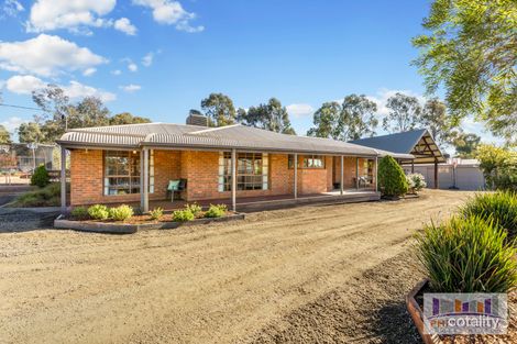 9 Settlers Pl, Maiden Gully, VIC 3551