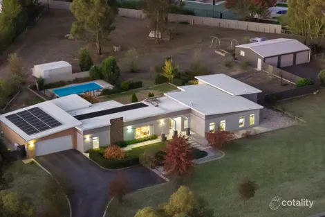 2 Leslie Pl, Junortoun, VIC 3551